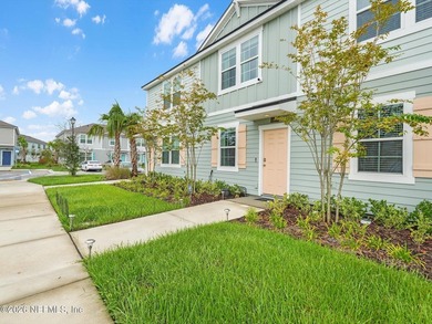 Nearly New Townhome with Backyard Oasis + Assumable 5.25% Loan! - photo 6