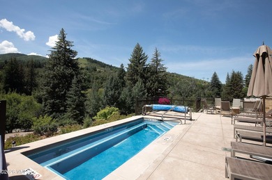 Riverfront Lodge #400 is a rare top-floor 3-bedroom residence - photo 36