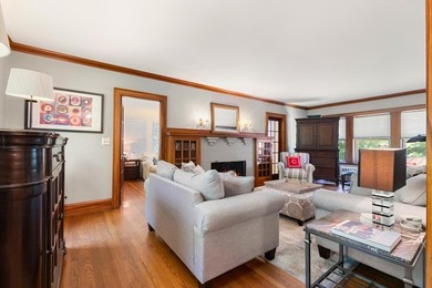 Impressive residence on Winchester line where timeless - photo 7