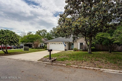 Welcome to 8005 Macinnes Drive - a charming home with great curb - photo 4