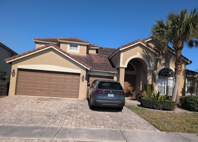 Excellent investment opportunity in the desirable Royal Palm - photo 2