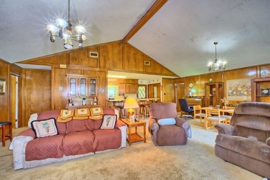 Affordable waterfront living on Toledo Bend! This charming - photo 11
