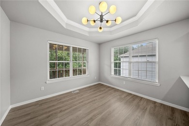 Welcome home to this beautifully updated 5-bedroom, 4-bath - photo 13