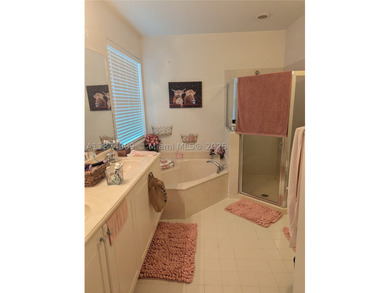 Well kept 4/3 Townhome in Murano. Two story townhome with - photo 13