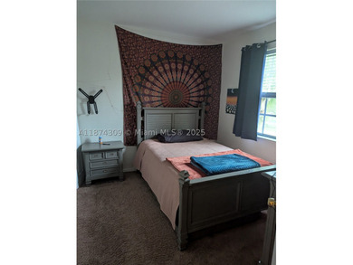 Well kept 4/3 Townhome in Murano. Two story townhome with - photo 15