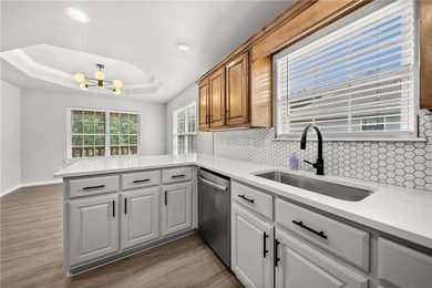 Welcome home to this beautifully updated 5-bedroom, 4-bath - photo 17