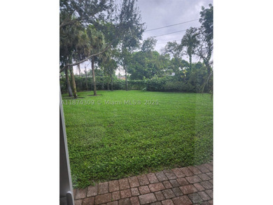 Well kept 4/3 Townhome in Murano. Two story townhome with - photo 19
