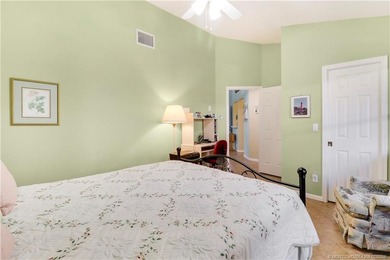Beautiful first-floor villa in the highly desirable Montego Cove - photo 20