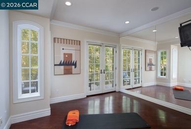 Incomparable views of SF, the Peninsula and the Bay elevate this - photo 25