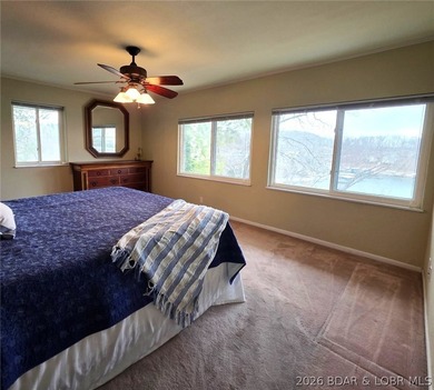 If you've been dreaming about escaping to the Lake, this is the - photo 26