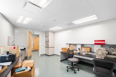 MISSION-CRITICAL BIOTECH - FULLY SECURED - FEDERAL TENANT. A - photo 27