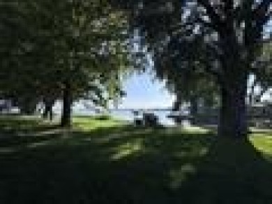 Tucked away in the peaceful setting of Northeast Cove - photo 7