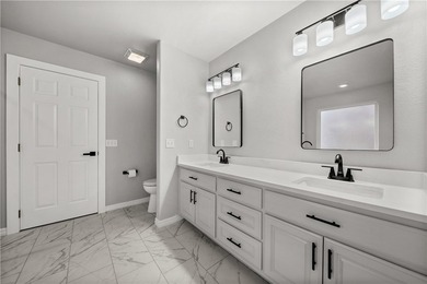 Welcome home to this beautifully updated 5-bedroom, 4-bath - photo 28