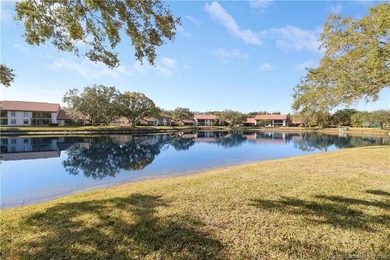 Beautiful first-floor villa in the highly desirable Montego Cove - photo 28