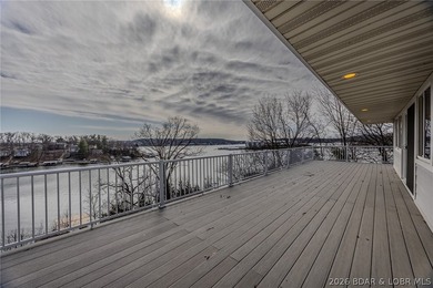 If you've been dreaming about escaping to the Lake, this is the - photo 30