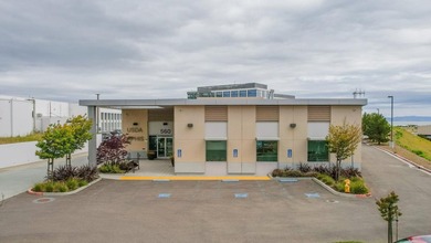 MISSION-CRITICAL BIOTECH - FULLY SECURED - FEDERAL TENANT. A - photo 32