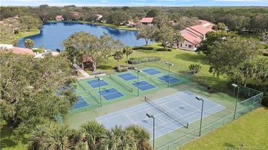 Beautiful first-floor villa in the highly desirable Montego Cove - photo 32