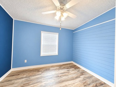 Welcome to your Florida dream home! Located in the highly - photo 34
