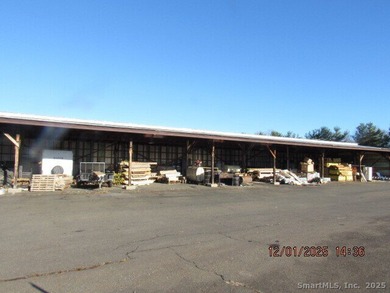 2 office buildings, heavy truck service garage with lift, 6 bay - photo 8