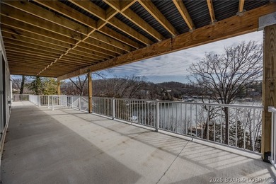 If you've been dreaming about escaping to the Lake, this is the - photo 50