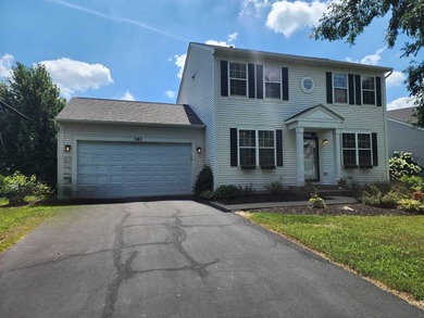 (private lake, pond, creek) Home For Sale in Oswego Illinois