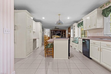 This lovely brick ranch offers an abundance of space with 4 - photo 6