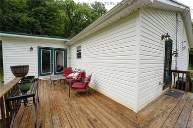 PEACEFUL, PRIVATE COUNTRY SETTING ON 1.2 ACRES IN POCA! THIS - photo 25