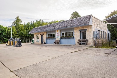 Lake Micigan - Door County Commercial For Sale in Sister Bay Wisconsin