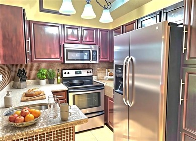 (private lake, pond, coastal) Condo Active Under Contract in Coconut Creek Florida