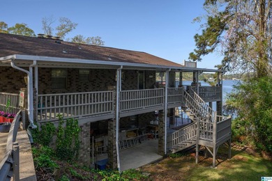 Nestled on the picturesque shores of Logan Martin Lake, this - photo 4