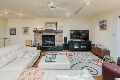Nestled on the picturesque shores of Logan Martin Lake, this - photo 10