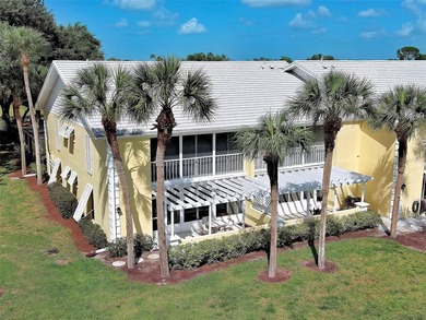 Under contract-accepting backup offers. This UPDATED FIRST-FLOOR - photo 3