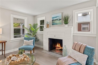 OPEN HOUSE SAT 11 to 1 PM & SUN 12 to 2 PM ~ Welcome home! Start - photo 3
