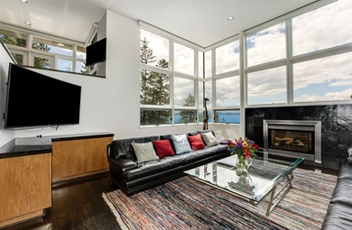 Simply Grand. This waterfront wonder is perched like an eagle - photo 12