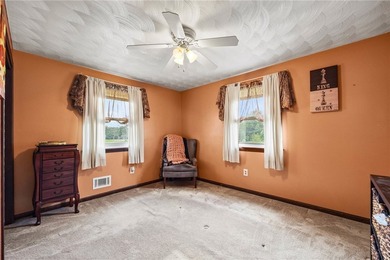 OPEN HOUSE CANCELLED!! AMAZING SPACE!! LOTS OF OPTIONS! Country - photo 15