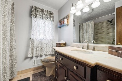 OPEN HOUSE CANCELLED!! AMAZING SPACE!! LOTS OF OPTIONS! Country - photo 17
