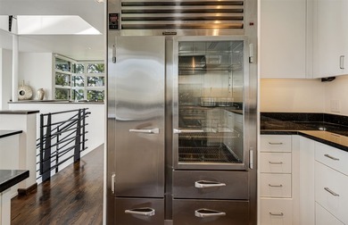 Simply Grand. This waterfront wonder is perched like an eagle - photo 18