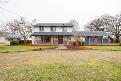 (private lake, pond, coastal) Home For Sale in Junctioncity Oregon