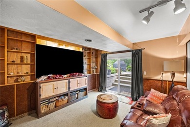 OPEN HOUSE CANCELLED!! AMAZING SPACE!! LOTS OF OPTIONS! Country - photo 24