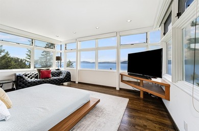 Simply Grand. This waterfront wonder is perched like an eagle - photo 25