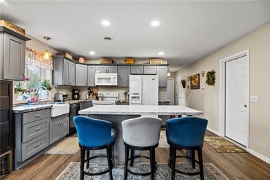 OPEN HOUSE CANCELLED!! AMAZING SPACE!! LOTS OF OPTIONS! Country - photo 29