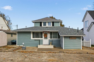 Buckeye Lake Home For Sale in Millersport Ohio