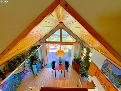Ocean View Delight! Perched near the top of Whaleshead Beach - photo 39