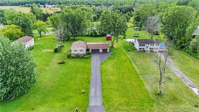 OPEN HOUSE CANCELLED!! AMAZING SPACE!! LOTS OF OPTIONS! Country - photo 45