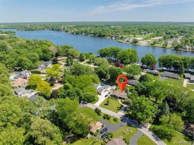 **OPEN HOUSE, Saturday, June 20th, 12-2** Step into a home that - photo 5