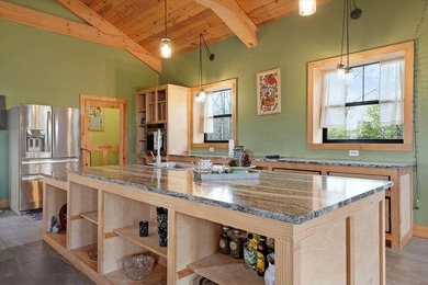 Welcome to 2649 Wildwood Rd, a private cabin-style retreat - photo 10
