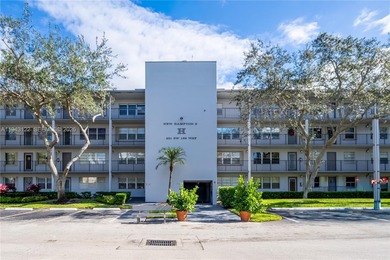 (private lake, pond, coastal) Condo For Sale in Pembroke Pines Florida