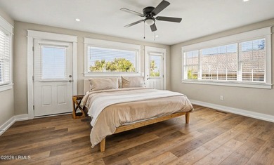 This impeccably redesigned oceanfront home blends luxury and - photo 31
