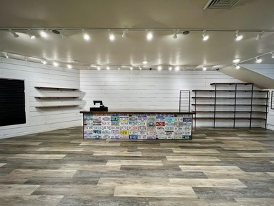 A low-cost entry into retail real estate in a proven tourist - photo 6