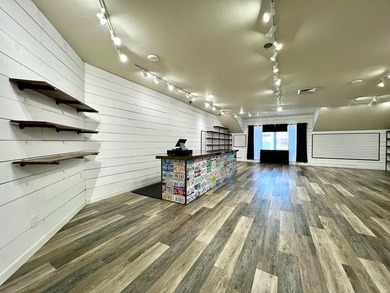 A low-cost entry into retail real estate in a proven tourist - photo 7